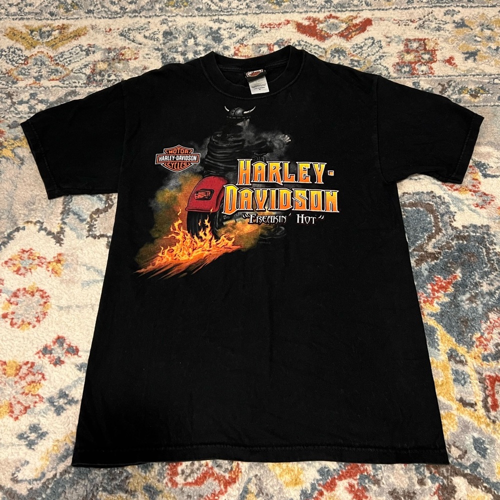 Harley Davidson Motorcycle Pin Up Girl White Medium T-Shirt